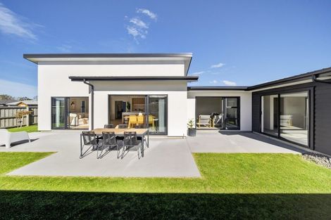Photo of property in 49 Watkins Drive, Rangiora, 7400