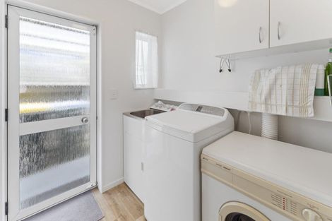 Photo of property in 21 Coleridge Place, Stoke, Nelson, 7011