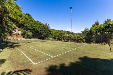 Photo of property in 198-200 Maungakotukutuku Road, Paraparaumu, 5032