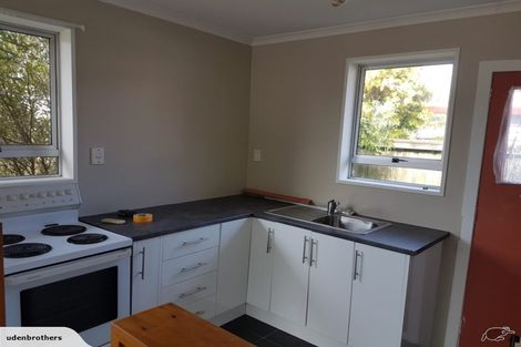 Photo of property in 58 Inwoods Road, Parklands, Christchurch, 8083