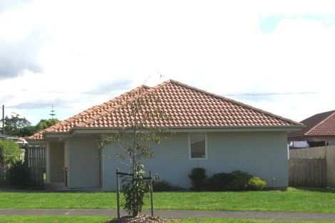 Photo of property in 8 Legacy Drive, Henderson, Auckland, 0612