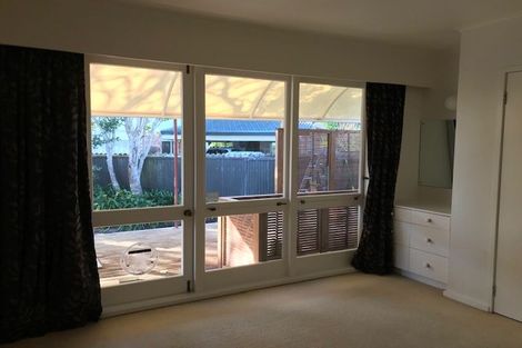 Photo of property in 95 Ocean View Road, Hillcrest, Auckland, 0627