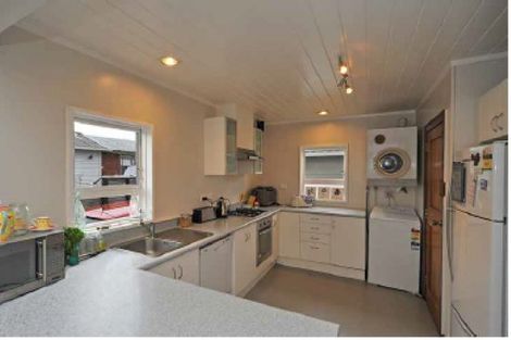 Photo of property in 137 Rongotai Road, Kilbirnie, Wellington, 6022