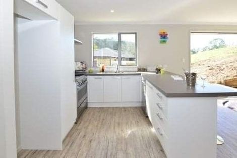 Photo of property in 41 Crabb Fields Lane, Riverhead, 0820