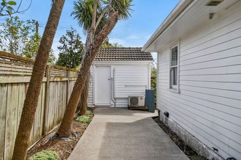 Photo of property in 7 Kawiu Road, Levin, 5510