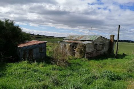 Photo of property in 112 Grove Burn Road, Tuatapere, 9691