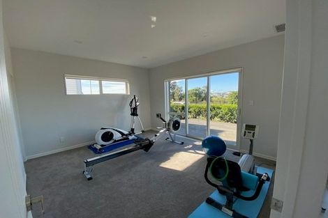 Photo of property in 138 Arran Point Parade, Orewa, 0931