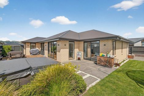 Photo of property in 11 Whitburn Avenue, Halswell, Christchurch, 8025