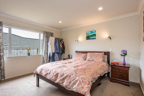 Photo of property in 35 Staithes Drive North, Whitby, Porirua, 5024