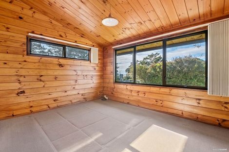 Photo of property in 2/252 Glenvar Road, Torbay, Auckland, 0630