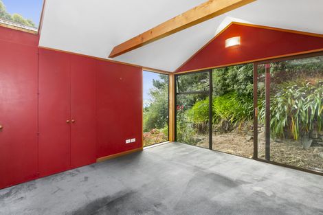 Photo of property in 18 Ivanhoe Road, The Cove, Dunedin, 9077