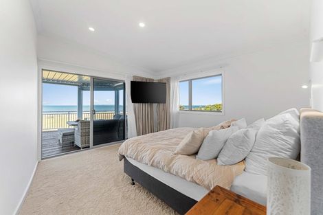 Photo of property in 1011 Papamoa Beach Road, Papamoa Beach, Papamoa, 3118