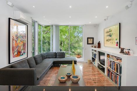 Photo of property in 1a Hamilton Parade, Hamilton Central, Hamilton, 3204
