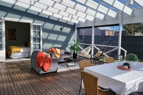 Photo of property in 10 Stewart Street, Marton, 4710