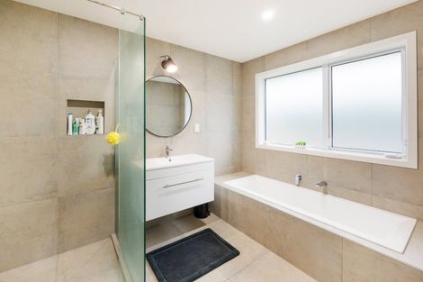 Photo of property in 80 James Line, Kelvin Grove, Palmerston North, 4414