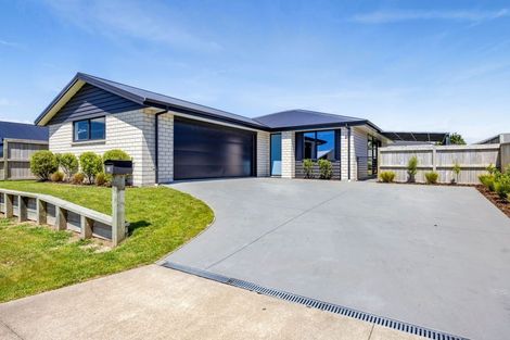 Photo of property in 13 Hodge Park Lane, Inglewood, 4330