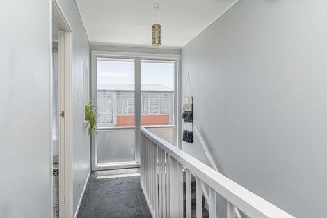 Photo of property in 55u4 Apu Crescent, Lyall Bay, Wellington, 6022