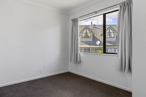 Photo of property in 35 Grace Crescent, Richmond Heights, Taupo, 3330