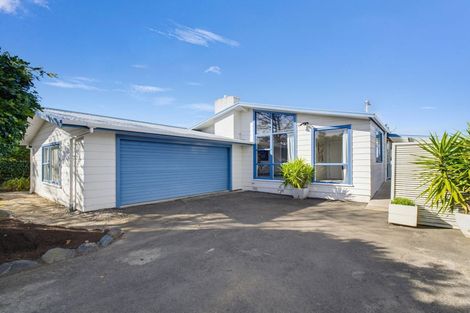 Photo of property in 23 Cargill Avenue, Feilding, 4702