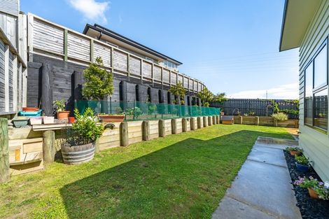 Photo of property in 6 Schooner Drive, Whitby, Porirua, 5024