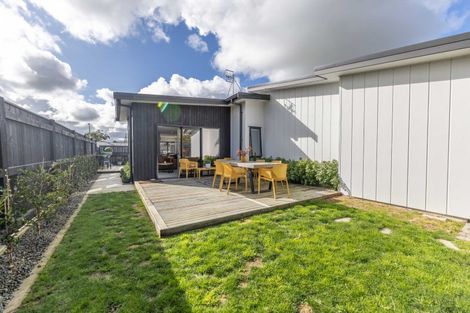 Photo of property in 35 Ashford Avenue, Hokowhitu, Palmerston North, 4410