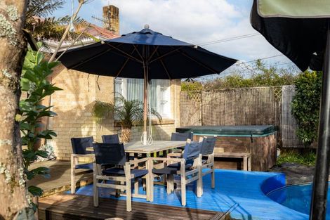 Photo of property in 62 Galloway Street, Hamilton East, Hamilton, 3216