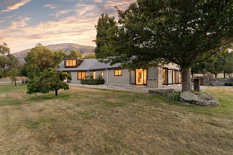 Photo of property in 351 Morven Ferry Road, Arrow Junction, 9371