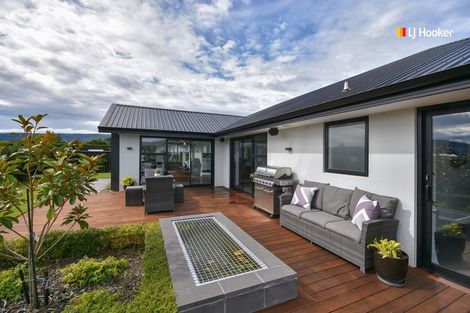 Photo of property in 10 Kinloch Place, Mosgiel, 9024