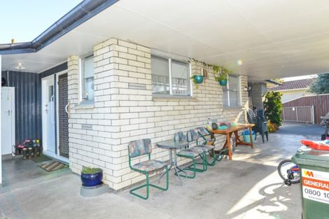 Photo of property in 74 Folkestone Drive, Flaxmere, Hastings, 4120