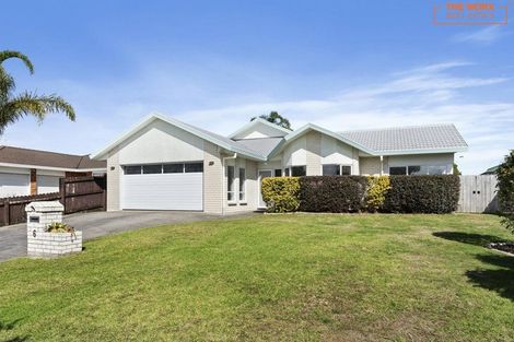 Photo of property in 6 Aristoy Close, Conifer Grove, Takanini, 2112