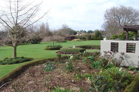 Photo of property in 121 Leger Grove, Te Awamutu, 3875