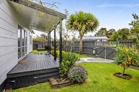Photo of property in 27a Kowhai Street, Inglewood, 4330