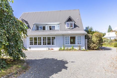 Photo of property in 11 Cook Street, Waipukurau, 4200