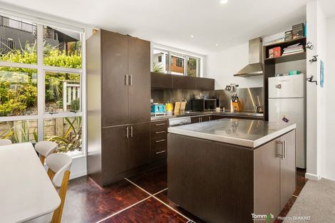Photo of property in 306u3 Evans Bay Parade, Hataitai, Wellington, 6021