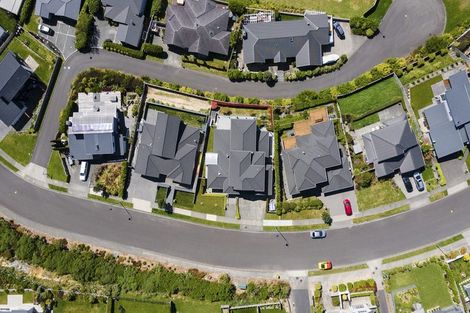 Photo of property in 71 Endeavour Drive, Whitby, Porirua, 5024