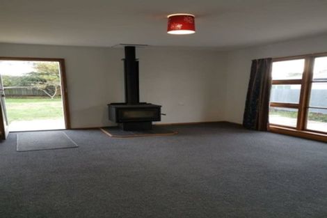 Photo of property in 18 Vivian Street, Burwood, Christchurch, 8083