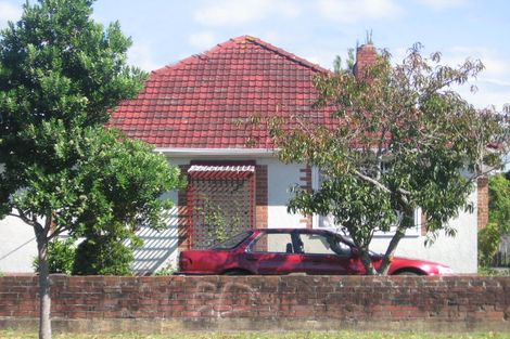 Photo of property in 46 Delta Avenue, New Lynn, Auckland, 0600