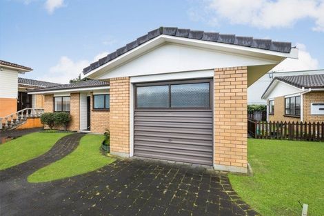 Photo of property in 2/327 Great South Road, Papakura, 2110