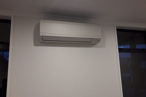 Photo of property in 2 Liquidambar Drive, Hobsonville, Auckland, 0616