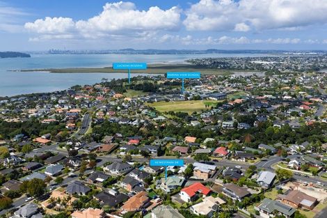 Photo of property in 40 Westpark Drive, West Harbour, Auckland, 0618