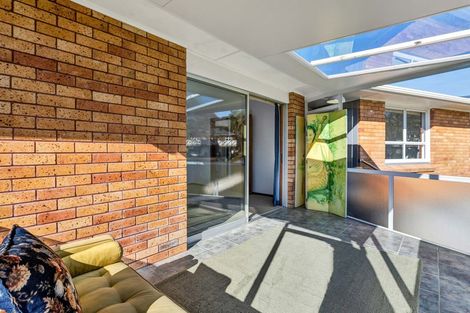 Photo of property in 2 Thames Street, Welbourn, New Plymouth, 4310