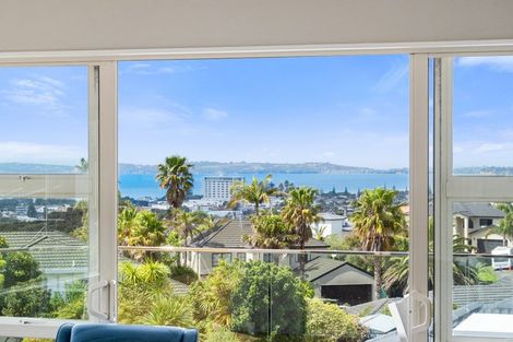 Photo of property in 56 Waldorf Crescent, Orewa, 0931