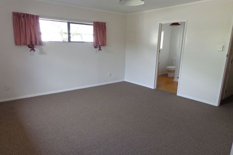 Photo of property in 205 Fitzherbert Avenue, West End, Palmerston North, 4410