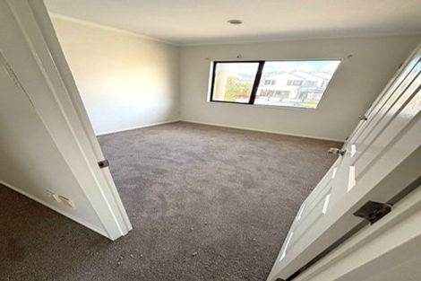 Photo of property in 14 Arrowsmith Drive, Clover Park, Auckland, 2019
