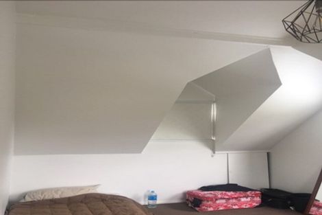 Photo of property in 37 Makiri Street, Helensville, 0800