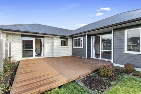 Photo of property in 27 Teatree Close, Huntington, Hamilton, 3210