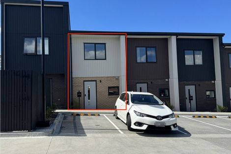 Photo of property in 2/107 Selo Street, Glen Eden, Auckland, 0602