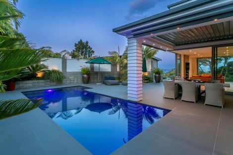 Photo of property in 58a Peter Terrace, Castor Bay, Auckland, 0620