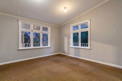Photo of property in 8 Mount Cecil Road, Moonshine Valley, Porirua, 5381