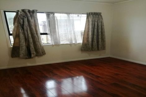 Photo of property in 5 Caribbean Drive, Unsworth Heights, Auckland, 0632